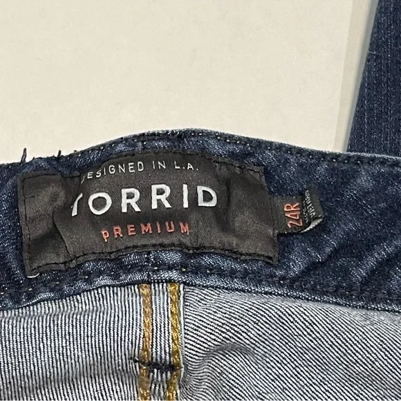 Torrid Denim Skinny Jeans Ripped Distressed Womens Plus 24R - Picture 4 of 4